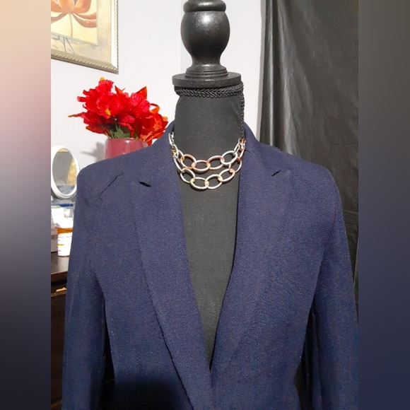 Tahari Women's Blue Fitted Faux Pocket Gold Button Up Blazer Size 2 Peti… - Picture 2 of 7